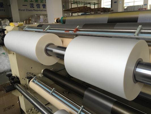Film di laminazione termica a estrusione multipla, spessore 23 micron, formato rotolo 350mm x 3000m, progettato per applicazioni di laminazione