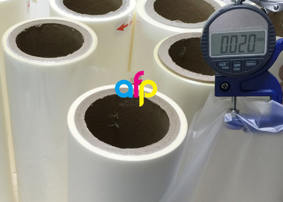 18 / 20/22/25 film della laminazione di tocco morbido del micron BOPP per carta stampata